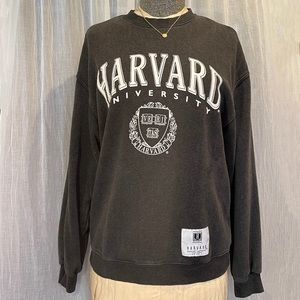Harvard Crewneck